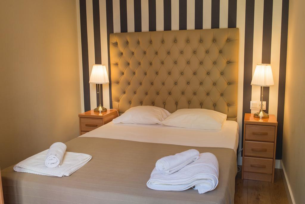 Ab Apartamentos Trinidad Malaga Room photo